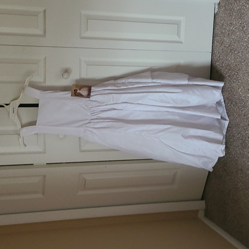 Brand new flower girls dress